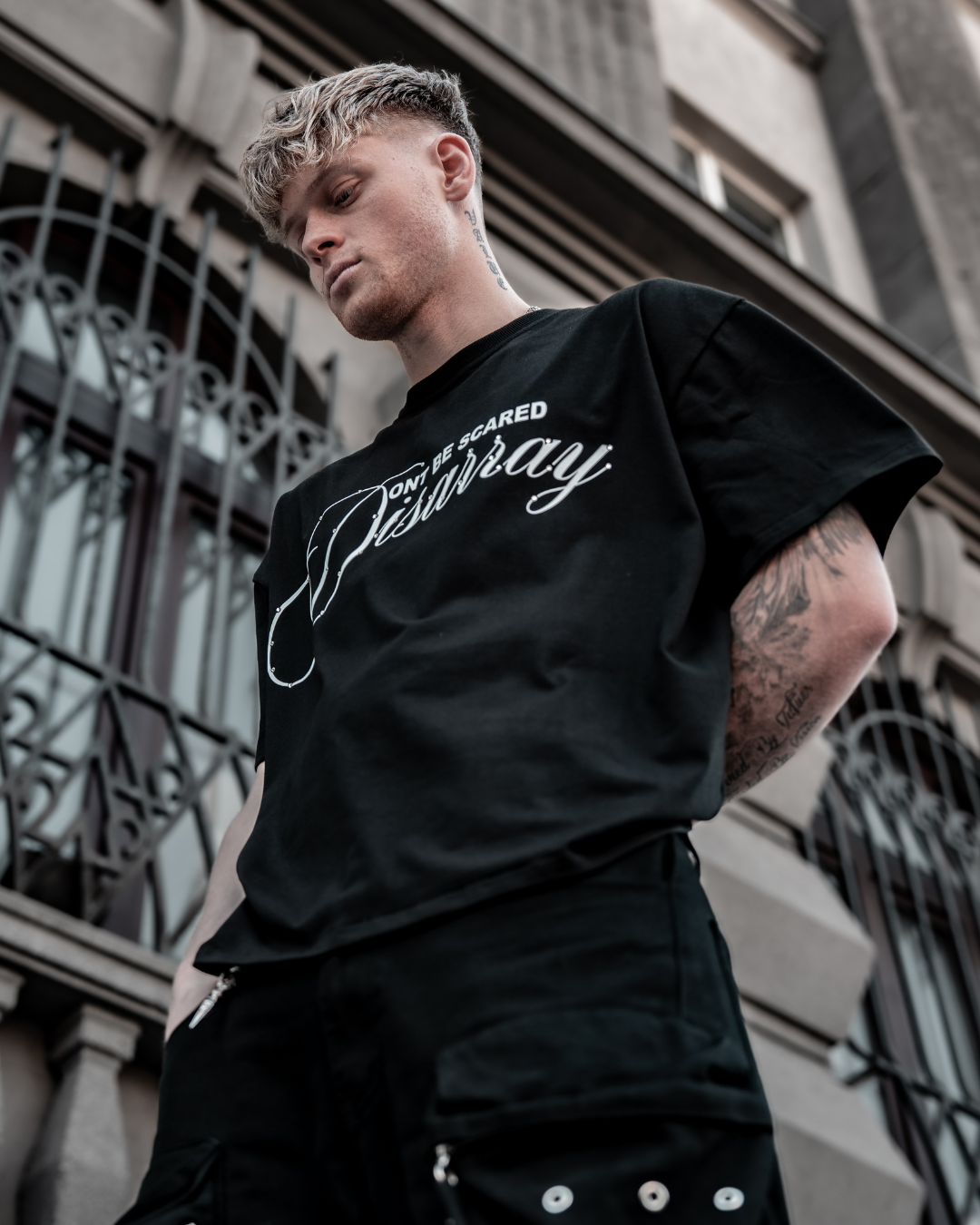 T-SHIRT DONT BE SCARED (BLACK)
